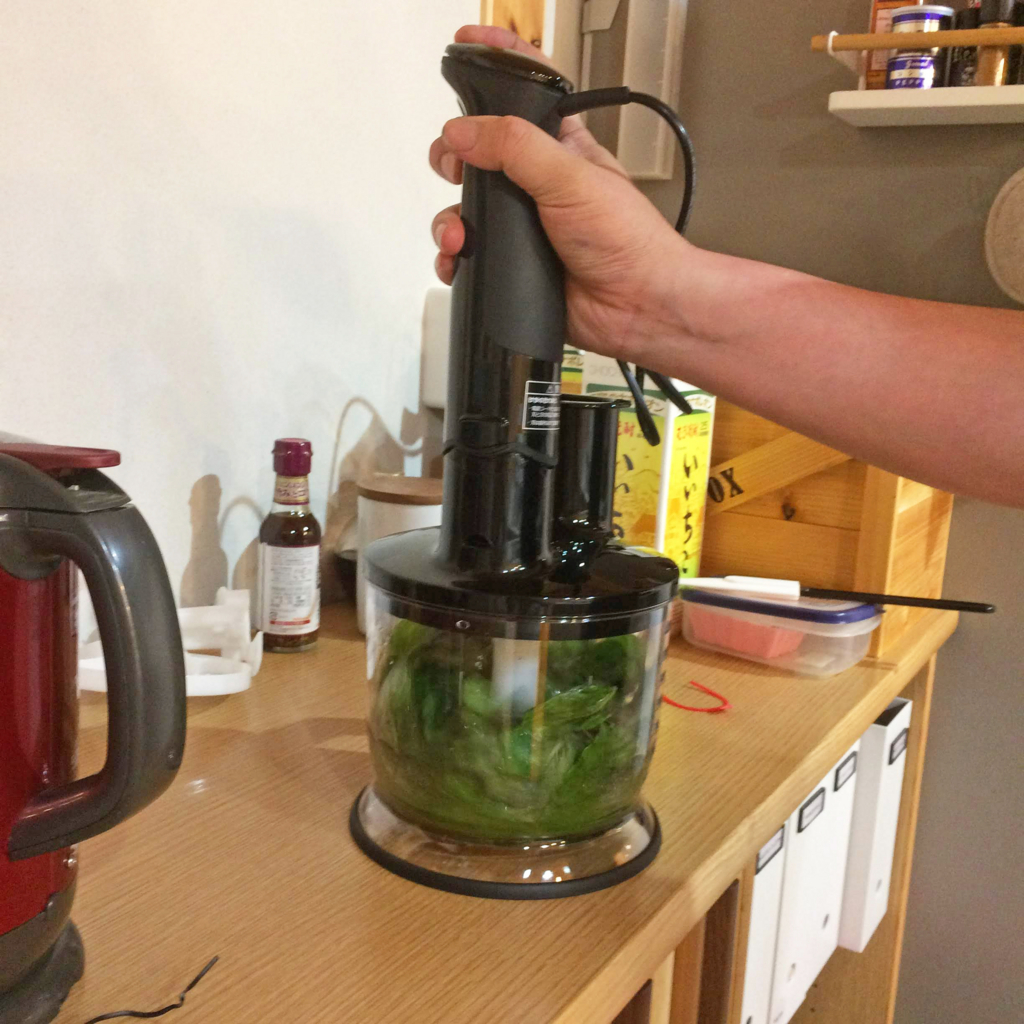 買ってよかったもの！ブラウンハンドブレンダーで料理がもっと楽しくラクに｜FREEQ LIFE　フリークライフのアイキャッチ画像